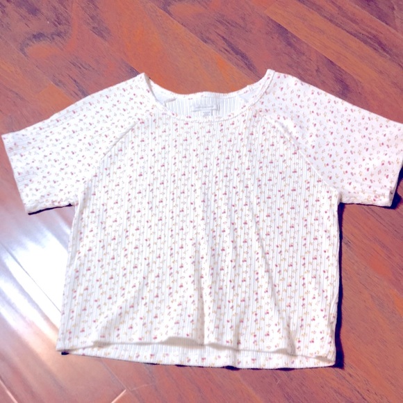 American Eagle Short Sleeve Floral Top - Picture 5 of 6